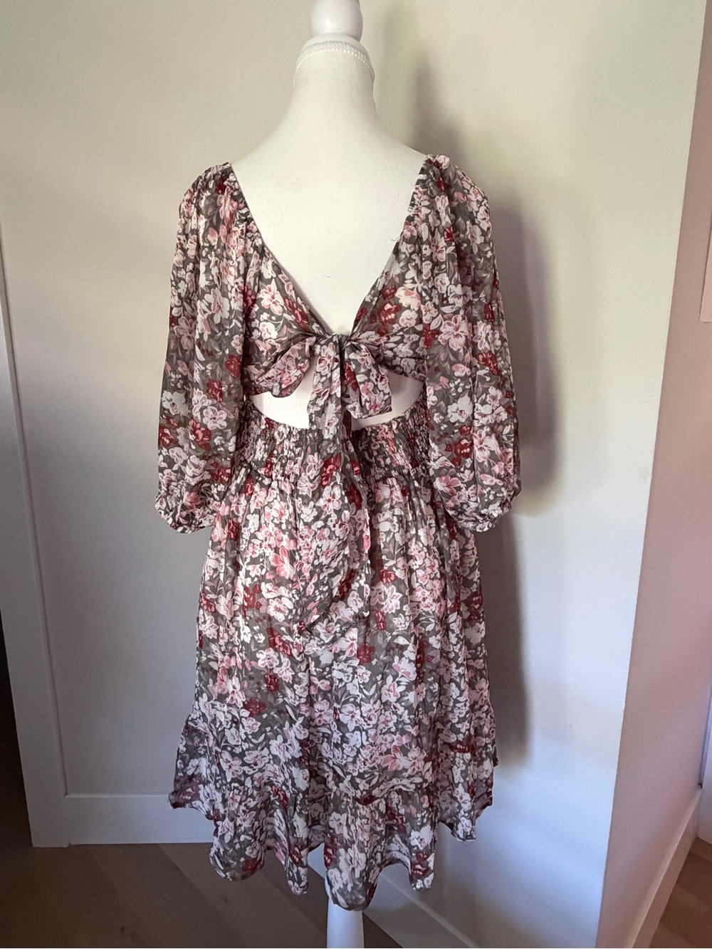 Amazon Floral Mini Dress in Pink and Green - Picture 4 of 4